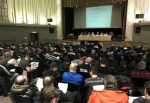 Les travailleurs de Molson donnent un mandat de grève assemblée_Molson